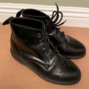 DR. MARTENS EMMELINE LACE UP BOOTS